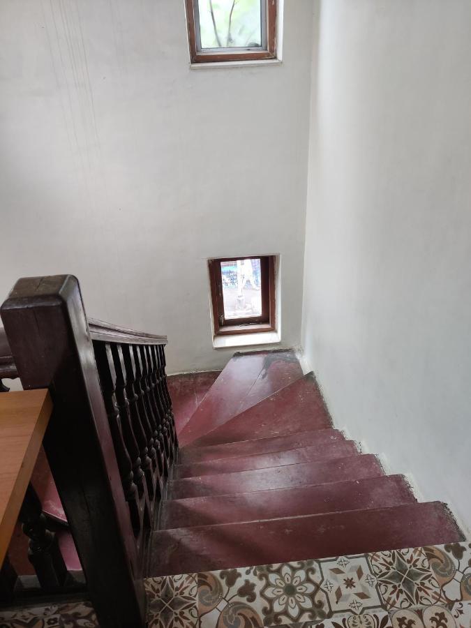 Capital Hotel Mumbai Ngoại thất bức ảnh
